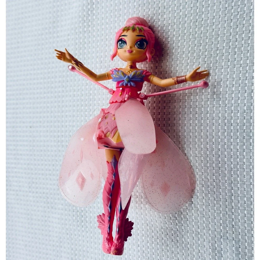Hatchimals Pixies Crystal Flyers Pink‎ Starlight Idol Flying Doll Fairy Toy